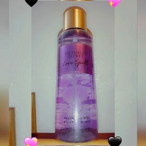 Victoria Secret Love Spell body spray